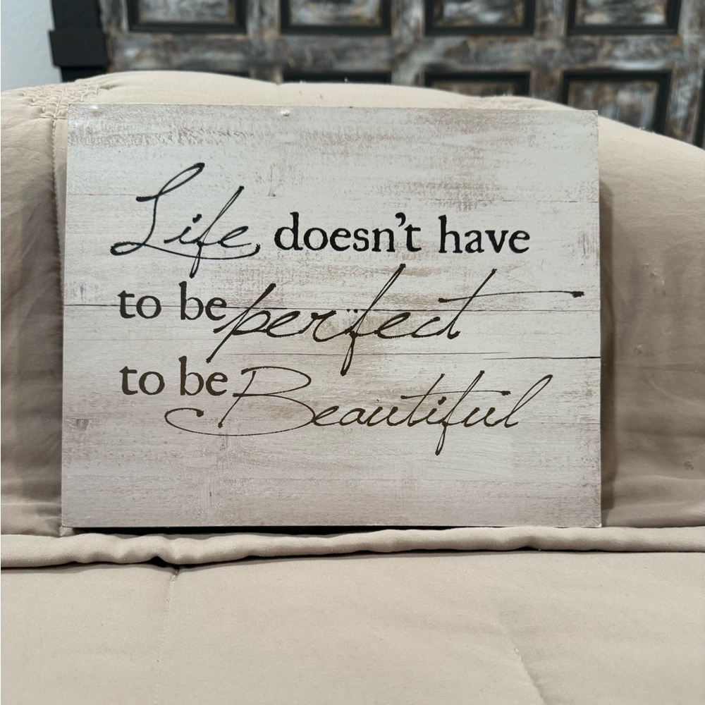 Rustic style home sign for the wall or shelf. Lovely sentiment. Like new! - Picture 7 of 7